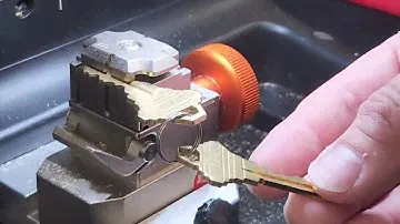 Decoding and Cutting Schlage Key on the Black Widow Key Machine